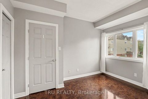 Photo 14 at 7 - 165 Waterbridge Drive, Nepean (Barrhaven East), Ottawa