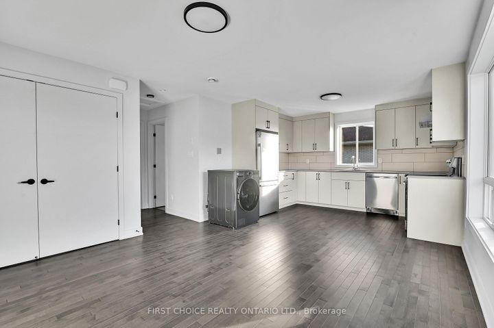 Photo 25 at 972 Dynes Road, Nepean (Carleton Square), Ottawa