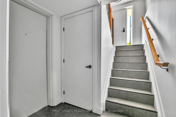 Photo 32 at 972 Dynes Road, Nepean (Carleton Square), Ottawa