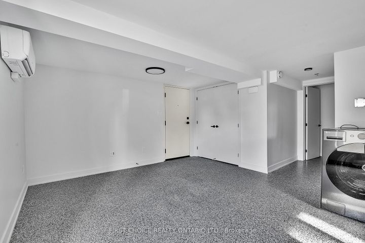 Photo 35 at 972 Dynes Road, Nepean (Carleton Square), Ottawa