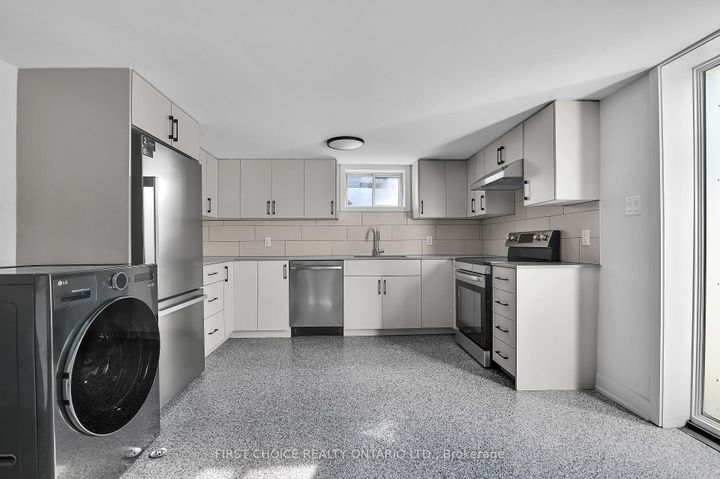 Photo 36 at 972 Dynes Road, Nepean (Carleton Square), Ottawa