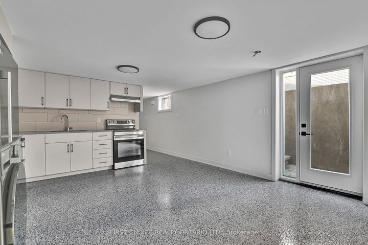 Photo 45 at 972 Dynes Road, Nepean (Carleton Square), Ottawa