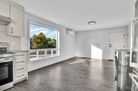 Photo 10 at 972 Dynes Road, Nepean (Carleton Square), Ottawa