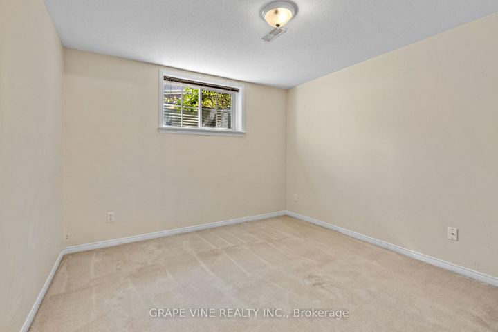 Photo 35 at 201 Ramelton Private, Nepean (Stonebridge), Ottawa