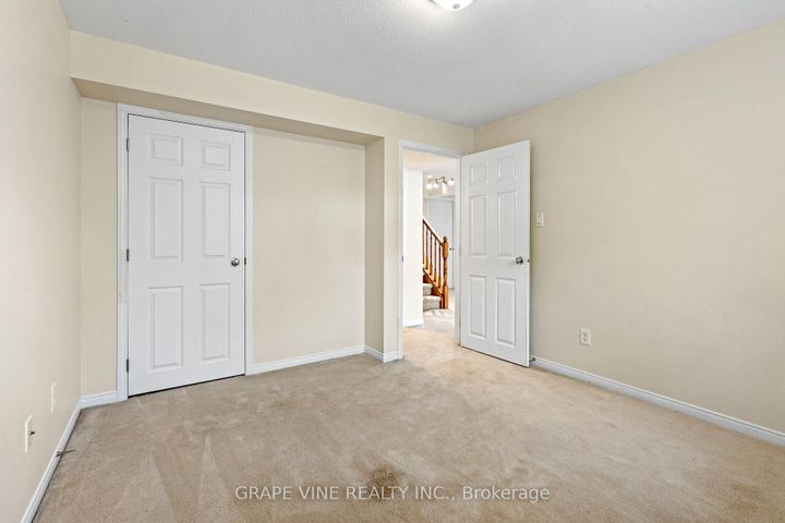 Photo 36 at 201 Ramelton Private, Nepean (Stonebridge), Ottawa