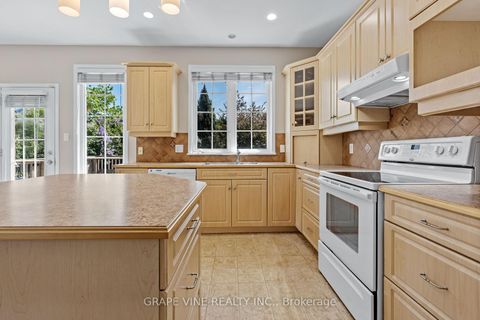 Photo 13 at 201 Ramelton Private, Nepean (Stonebridge), Ottawa