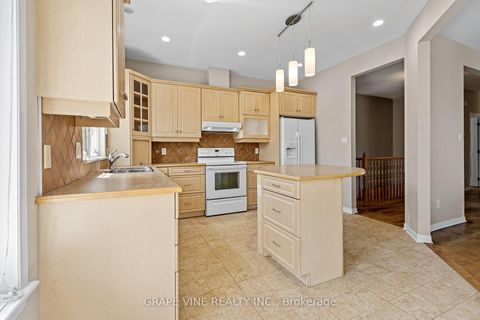 Photo 20 at 201 Ramelton Private, Nepean (Stonebridge), Ottawa