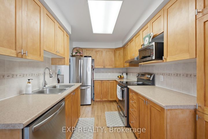 Photo 15 at 184 Berrigan Drive, Nepean (Longfields), Ottawa