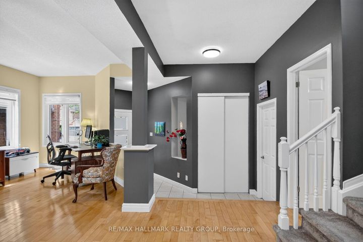 Photo 4 at 133 Fairlop Way, Nepean (Longfields), Ottawa