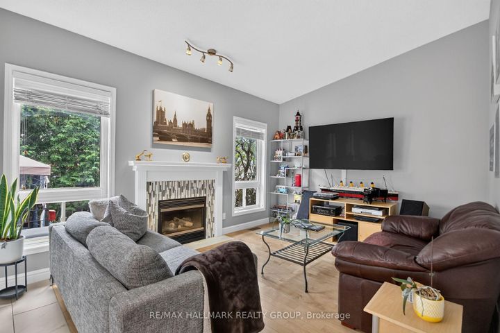 Photo 15 at 133 Fairlop Way, Nepean (Longfields), Ottawa