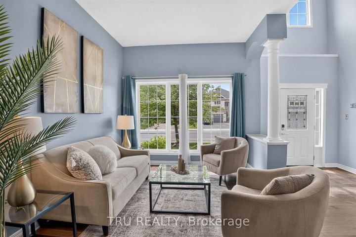 Photo 2 at 57 Golflinks Drive, Nepean (Stonebridge), Ottawa