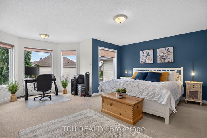 Photo 18 at 57 Golflinks Drive, Nepean (Stonebridge), Ottawa