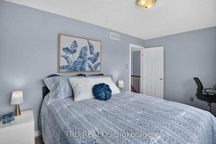 Photo 24 at 57 Golflinks Drive, Nepean (Stonebridge), Ottawa