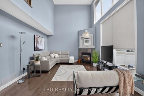 Photo 13 at 57 Golflinks Drive, Nepean (Stonebridge), Ottawa