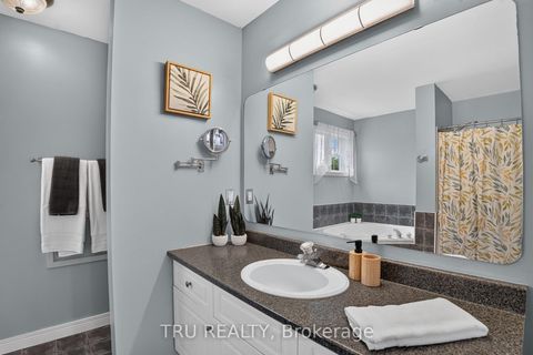 Photo 22 at 57 Golflinks Drive, Nepean (Stonebridge), Ottawa