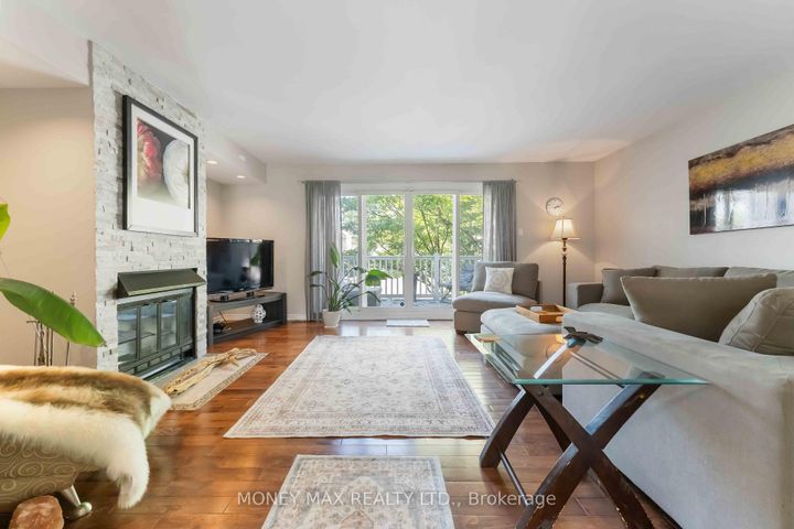 Photo 3 at 4 - 7 Forsyth Lane, Nepean (Crystal Beach), Ottawa