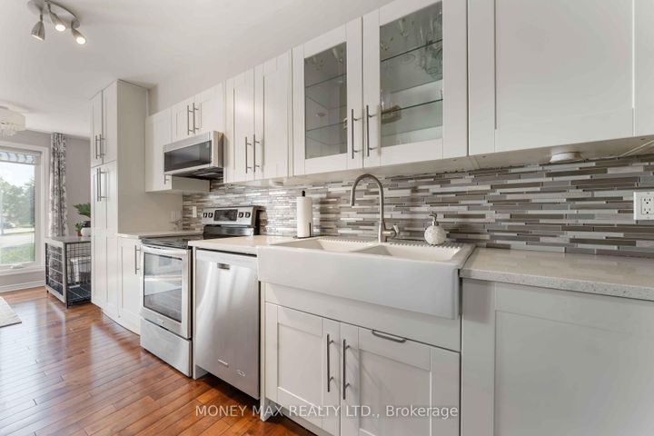 Photo 5 at 4 - 7 Forsyth Lane, Nepean (Crystal Beach), Ottawa