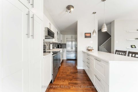 Photo 9 at 4 - 7 Forsyth Lane, Nepean (Crystal Beach), Ottawa
