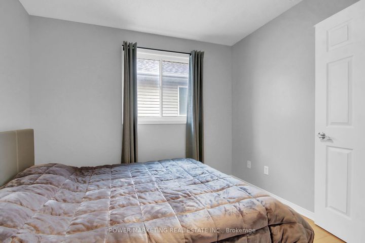 Photo 20 at 181 MOUNTSHANNON Drive, Nepean (Longfields), Ottawa