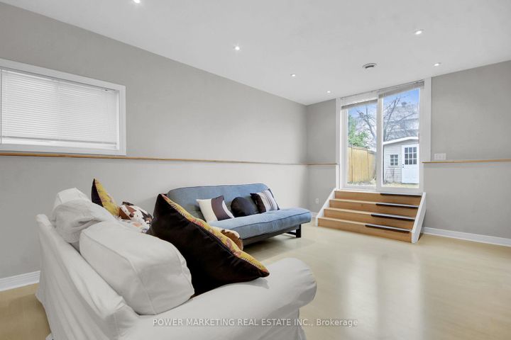 Photo 35 at 181 MOUNTSHANNON Drive, Nepean (Longfields), Ottawa