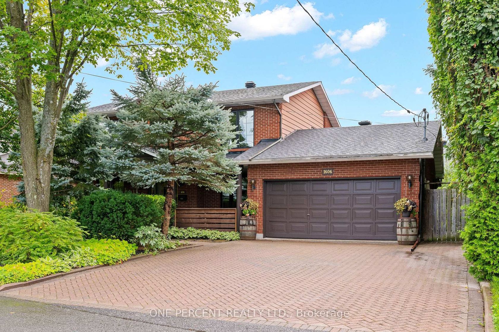 1606 Ortona Avenue, Nepean (Carleton Heights), Ottawa 