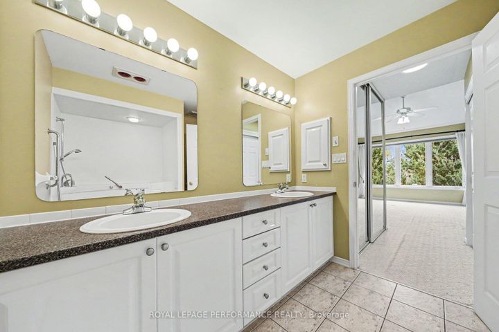 Photo 14 at 19 Settlers Ridge Way, Nepean (Longfields), Ottawa