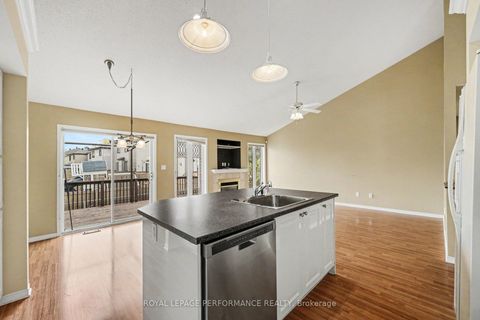 Photo 8 at 19 Settlers Ridge Way, Nepean (Longfields), Ottawa