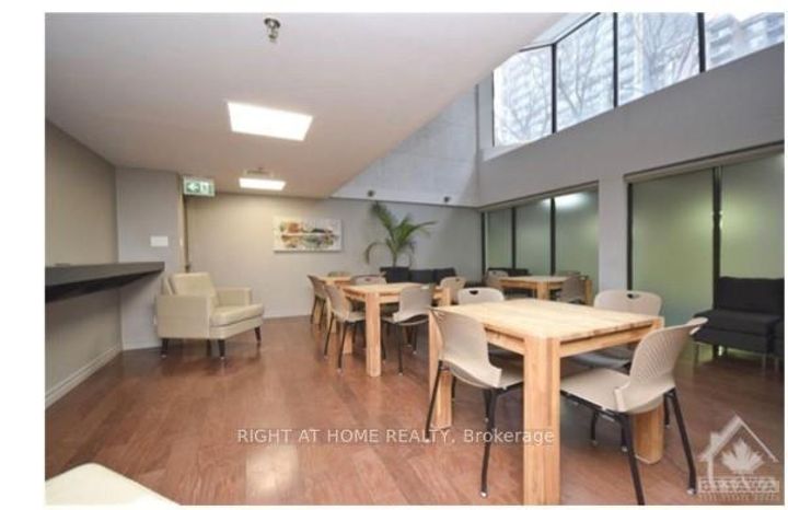 Photo 4 at 706 - 470 Laurier Avenue W, Ottawa Centre, Ottawa