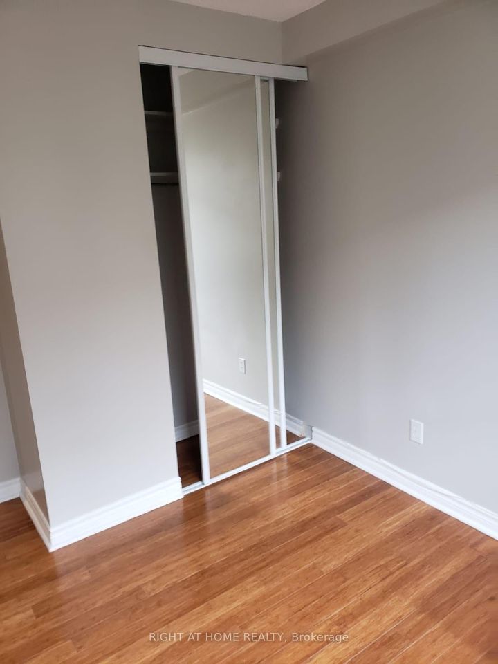 Photo 19 at 706 - 470 Laurier Avenue W, Ottawa Centre, Ottawa