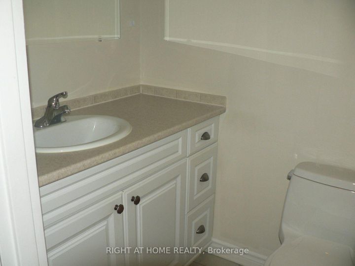 Photo 26 at 706 - 470 Laurier Avenue W, Ottawa Centre, Ottawa