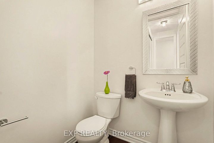 Photo 16 at 39 Pondhawk Way, Nepean (Half Moon Bay), Ottawa