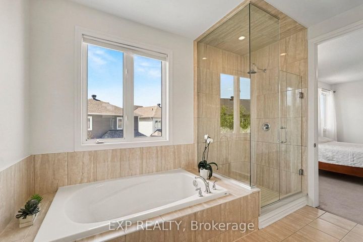 Photo 19 at 39 Pondhawk Way, Nepean (Half Moon Bay), Ottawa