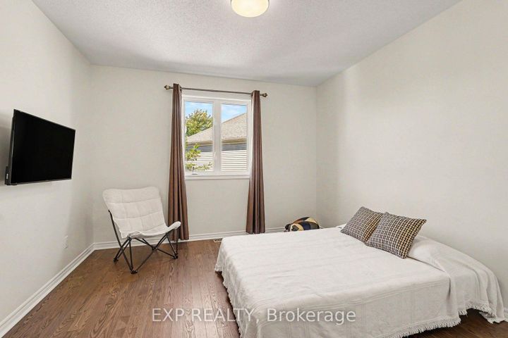 Photo 20 at 39 Pondhawk Way, Nepean (Half Moon Bay), Ottawa
