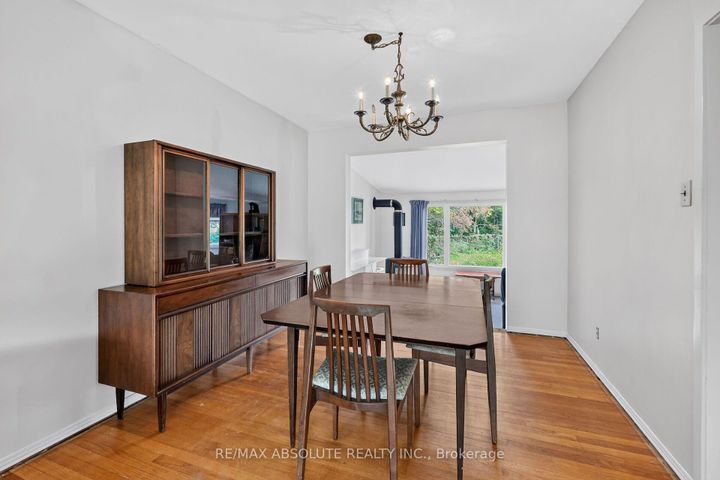 Photo 9 at 59 Evergreen Drive, Nepean (Lynwood Village), Ottawa