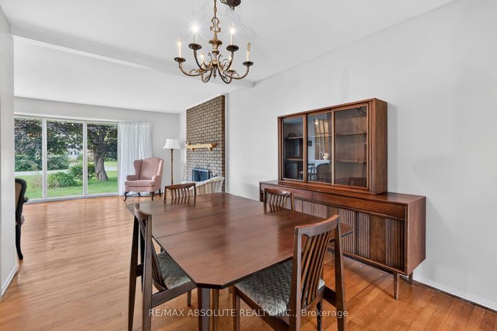 Photo 11 at 59 Evergreen Drive, Nepean (Lynwood Village), Ottawa