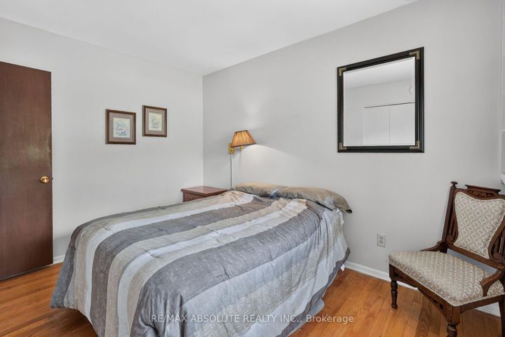 Photo 29 at 59 Evergreen Drive, Nepean (Lynwood Village), Ottawa