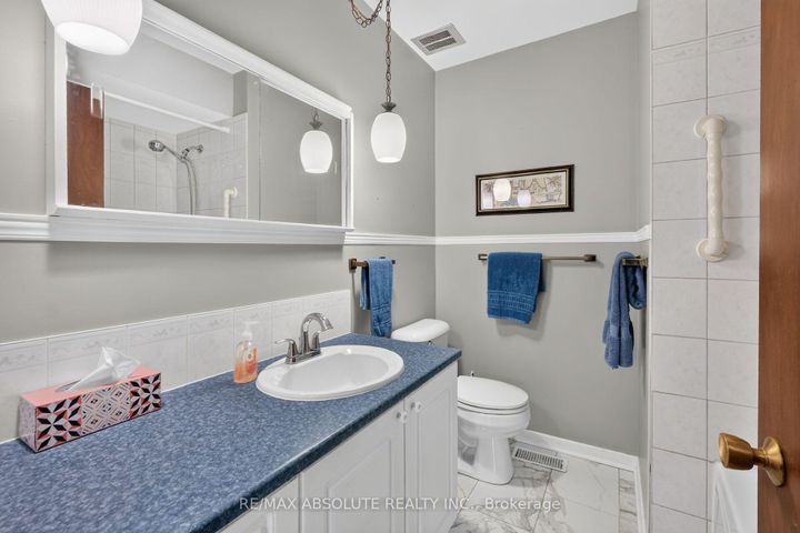 Photo 30 at 59 Evergreen Drive, Nepean (Lynwood Village), Ottawa