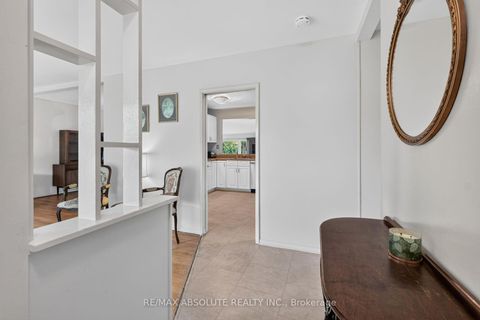 Photo 3 at 59 Evergreen Drive, Nepean (Lynwood Village), Ottawa