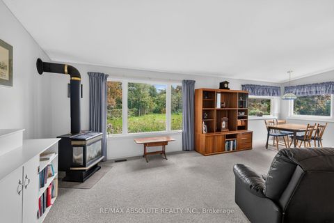Photo 12 at 59 Evergreen Drive, Nepean (Lynwood Village), Ottawa