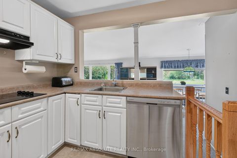 Photo 21 at 59 Evergreen Drive, Nepean (Lynwood Village), Ottawa