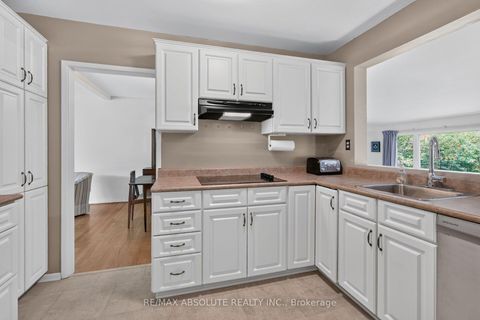 Photo 22 at 59 Evergreen Drive, Nepean (Lynwood Village), Ottawa