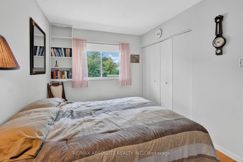 Photo 28 at 59 Evergreen Drive, Nepean (Lynwood Village), Ottawa