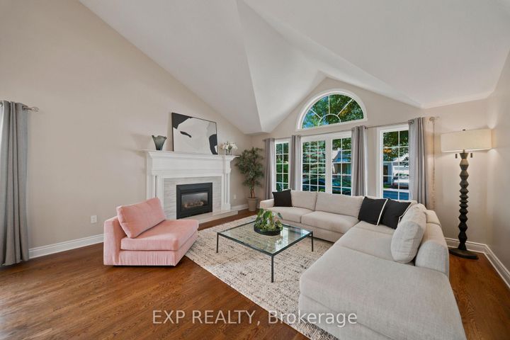 Photo 4 at 16 Bridlegate Place, Nepean (Craig Henry/Woodvale), Ottawa