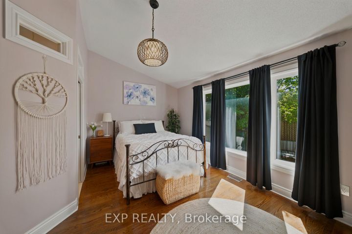 Photo 14 at 16 Bridlegate Place, Nepean (Craig Henry/Woodvale), Ottawa
