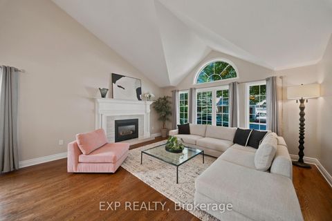 Photo 4 at 16 Bridlegate Place, Nepean (Craig Henry/Woodvale), Ottawa