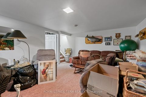 Photo 22 at 962 Dynes Road, Nepean (Carleton Square), Ottawa