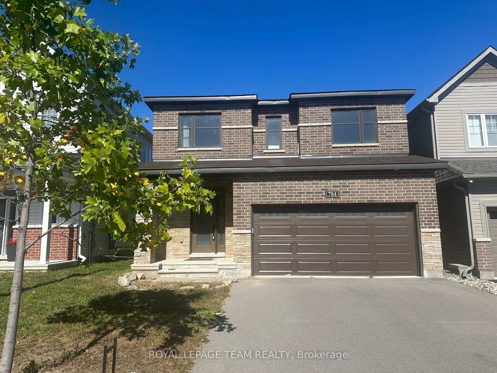 784 Cappamore Drive, Nepean (Half Moon Bay), Ottawa 