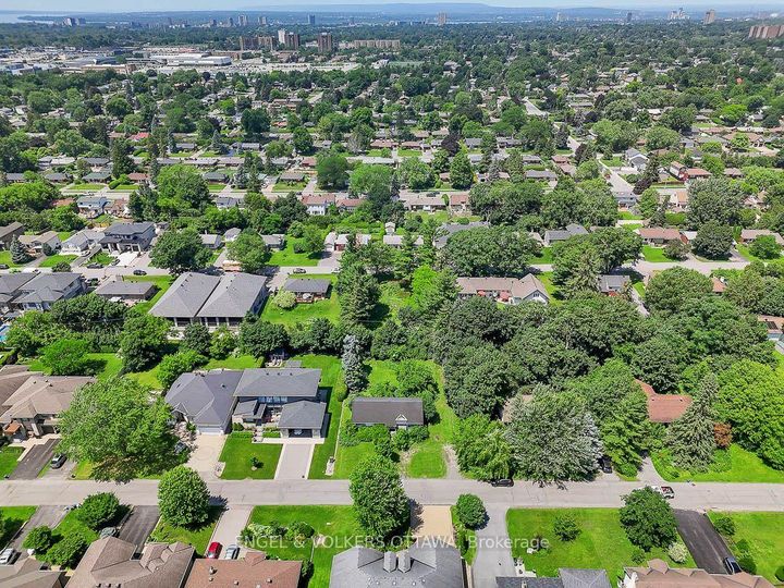 Photo 20 at 91 Palsen Street, Nepean (Meadowlands/Crestview), Ottawa