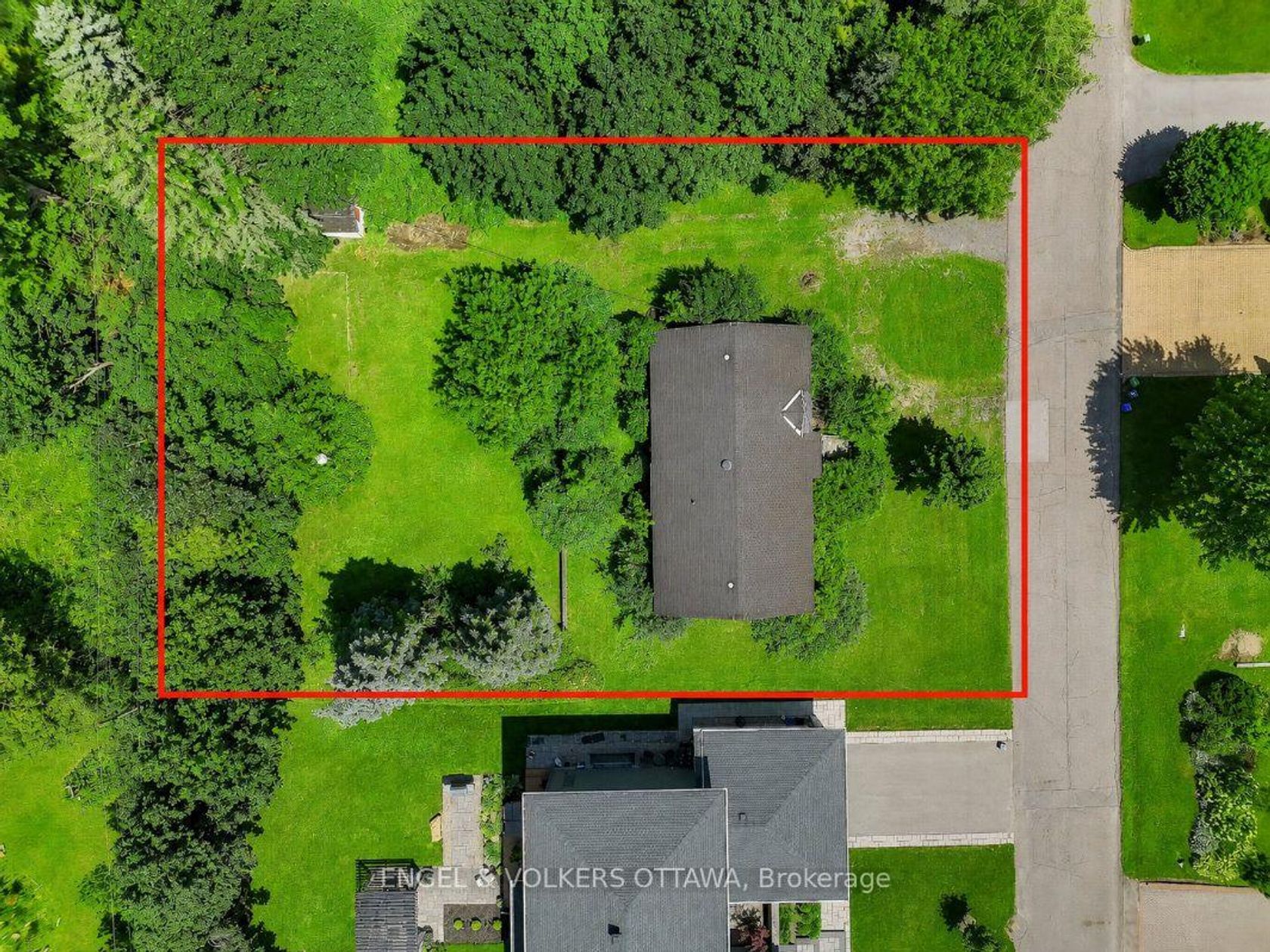 91 Palsen Street, Nepean (Meadowlands/Crestview), Ottawa 