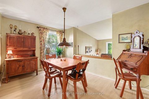 Photo 7 at 41 Aldgate Crescent, Nepean (Pheasant Run), Ottawa